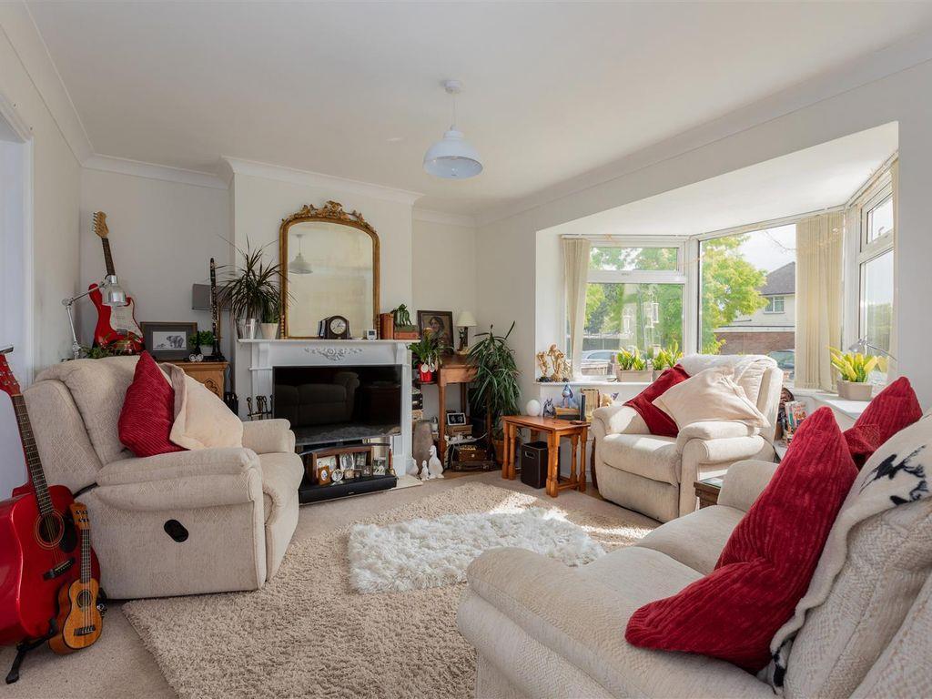 52 Abbotts-New Living Room.jpg