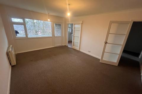 2 bedroom flat to rent, Field Court, Carisbrooke Road, Newport, Isle Of Wight, PO30
