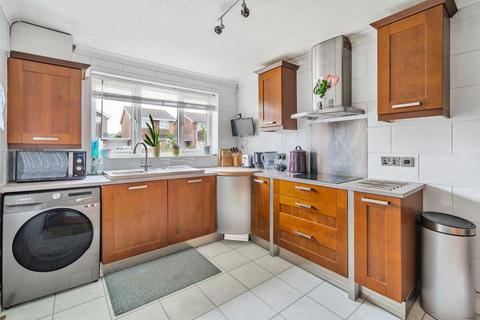 3 bedroom semi-detached house for sale, Gainsborough Drive, Selsey