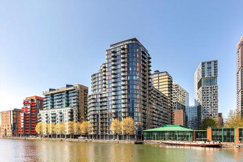 2 bedroom flat to rent, Millharbour, London E14