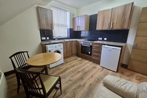 1 bedroom flat to rent, Chester Road, Sutton Coldfield, B73