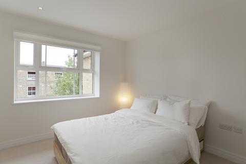 1 bedroom apartment to rent, Havilland Mews London W12