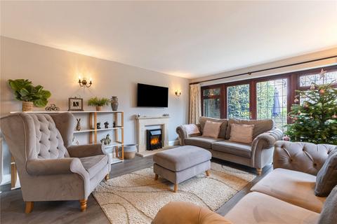 3 bedroom semi-detached house for sale, Moore Road, Bourton-on-the-Water, Cheltenham, Gloucestershire, GL54