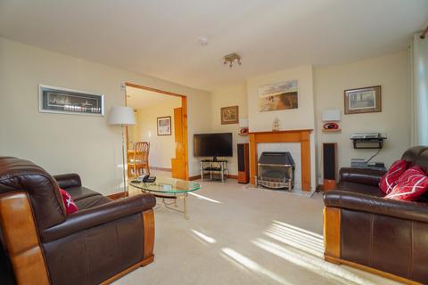 3 bedroom detached villa for sale, Glenhead Crescent, Hardgate