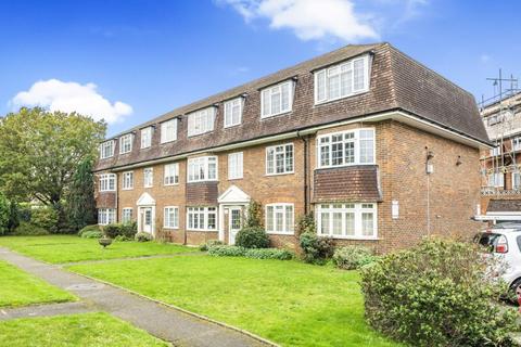 3 bedroom apartment to rent, New Inn Lane, Guildford GU4