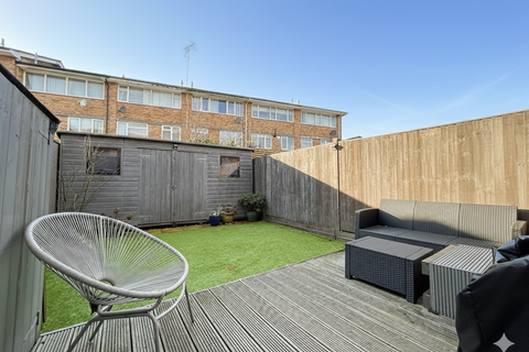 4 bedroom terraced house for sale, Millfield, Sittingbourne ME10
