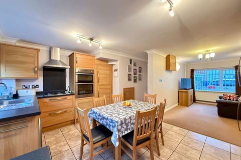 4 bedroom terraced house for sale, Millfield, Sittingbourne ME10