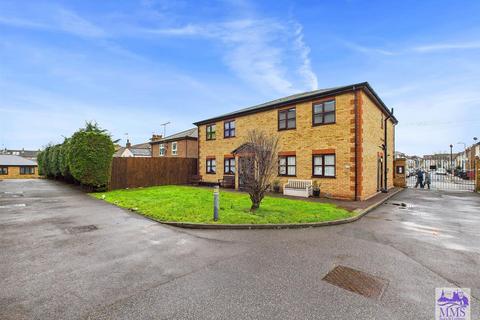 2 bedroom retirement property for sale, Trafalgar Road, Gravesend