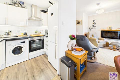 2 bedroom retirement property for sale, Trafalgar Road, Gravesend