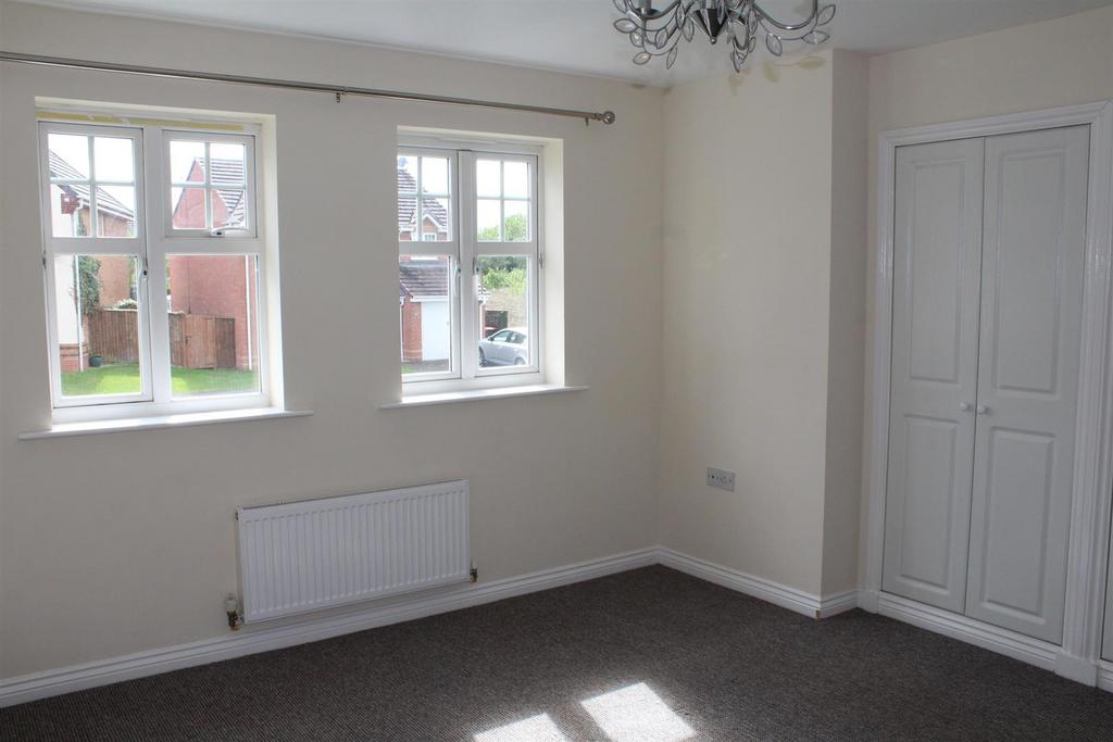 Master Bedroom.JPG