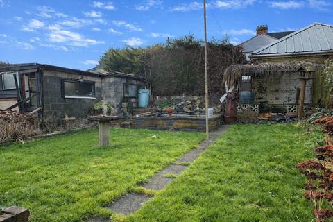 3 bedroom semi-detached house for sale, Park Street, Luton, LU1