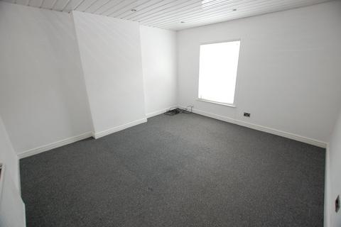 2 bedroom end of terrace house to rent, Canterbury Street, Greater Manchester OL6