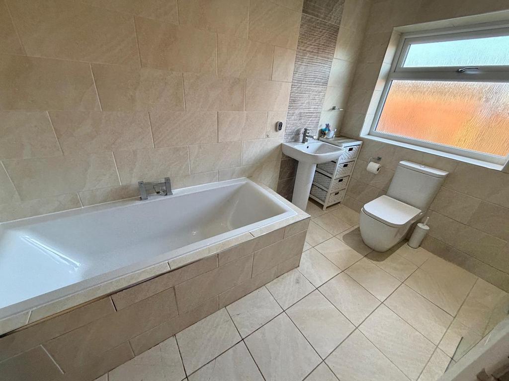 Bathroom/w.c.