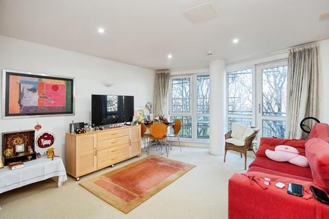1 bedroom apartment for sale, Arnhem Place, London E14