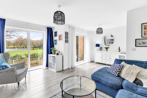 4 bedroom townhouse for sale, Dividend Drive, Littleborough, OL15 9HD