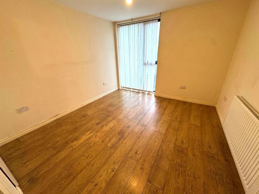 BEDROOM 1.jpeg