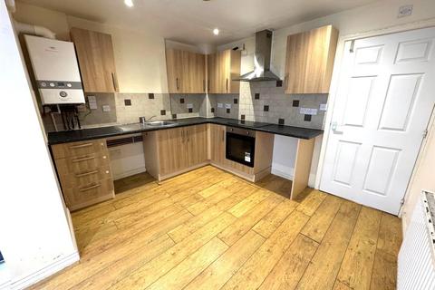 2 bedroom apartment to rent, Parkfield Road, Wolverhampton