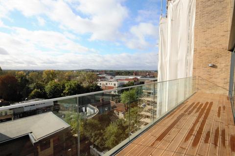 2 bedroom apartment for sale, Sandown House, 124 High Street, Staines-Upon-Thames, TW18