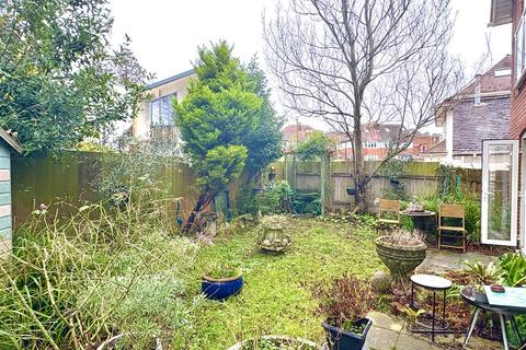 2 bedroom flat for sale, Church Road, Ashley Cross
