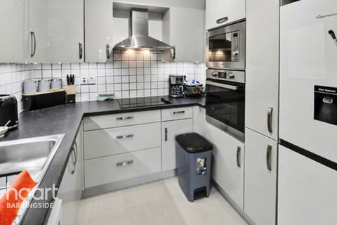 1 bedroom flat for sale, Beehive Lane, Redbridge