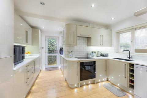 2 bedroom detached bungalow for sale, High Street, Wollaston, Stourbridge, DY8 4NY