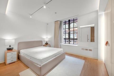 3 bedroom flat to rent, Wardour Street, Soho, London