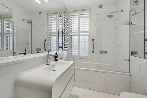 2 bedroom flat for sale, Elm Park Gardens, Chelsea