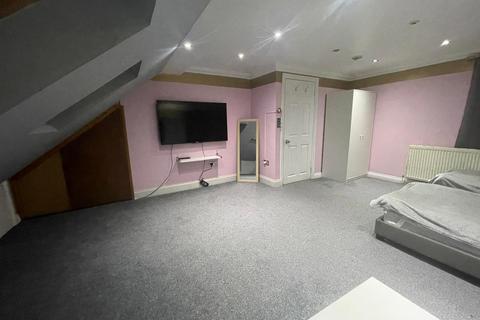 Terraced house to rent, Dalkeith Road, Ilford, Essex, IG1