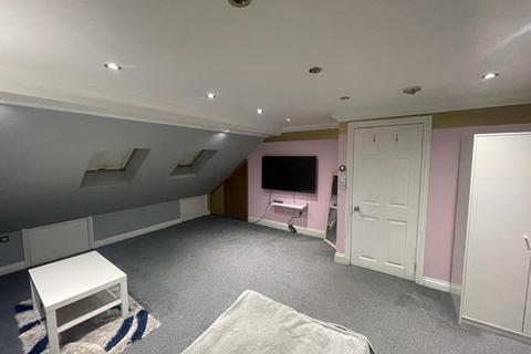 Terraced house to rent, Dalkeith Road, Ilford, Essex, IG1