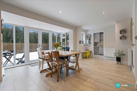 4 bedroom detached house for sale, Birch Close, Oughtibridge, S35 0BX