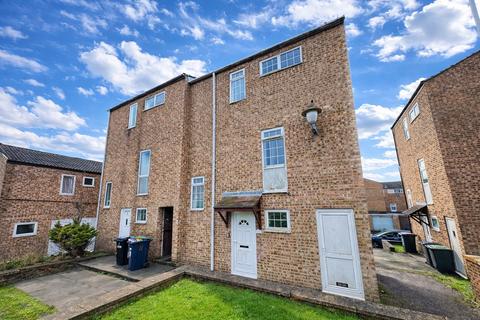 undefined, Luxembourg Close, Luton, Bedfordshire, LU3 3TD