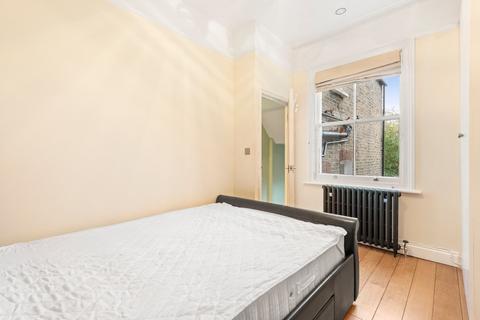2 bedroom flat for sale, Crondace Road, Parsons Green, London