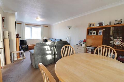 undefined, Chaffinch Court, Stonehouse