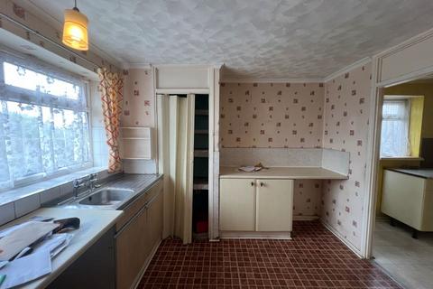 3 bedroom end of terrace house for sale, 28 Hyndley Road, Bolsover, Chesterfield, S44 6RT