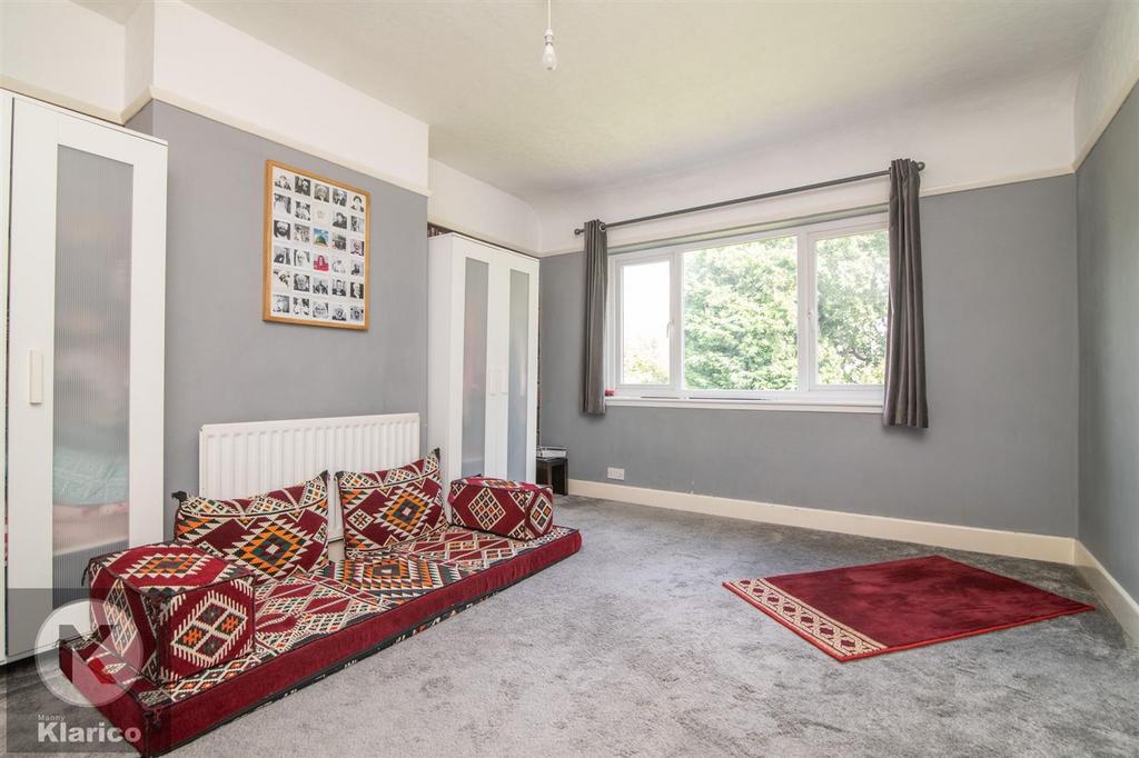 20,Barton Lodge-18.jpg