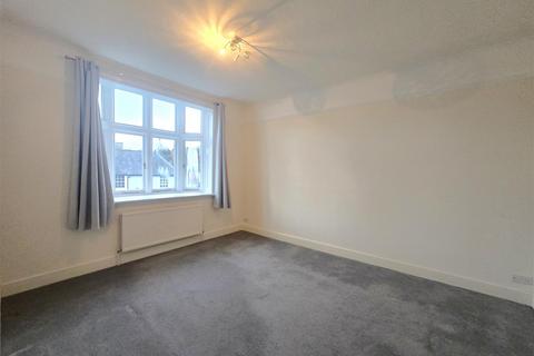 2 bedroom apartment to rent, 118 High Street, Hook RG29