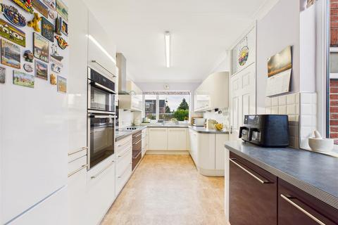 undefined, Hillcrest Avenue, Hessle