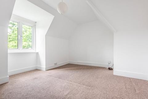 2 bedroom flat to rent, Thicket Road, London, SE20