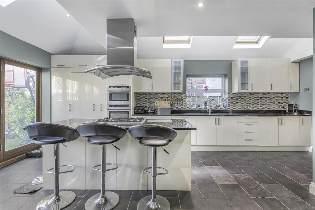 6 Shalstone Road-10.jpg