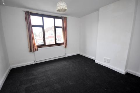 3 bedroom detached house to rent, Lucknow Road, Willenhall