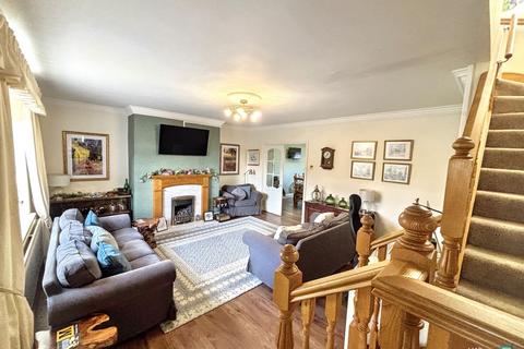 3 bedroom semi-detached house for sale, Brunton Lane, Brunton Bridge, Newcastle upon Tyne, Tyne and Wear, NE13 7AL