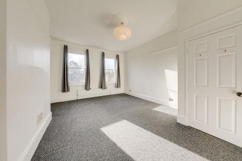 2 bedroom flat to rent, Vancouver Road, Forest Hill, SE23