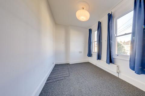 2 bedroom flat to rent, Vancouver Road, Forest Hill, SE23
