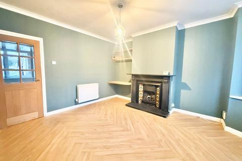 2 bedroom terraced house to rent, Fletton Avenue, Peterborough, PE2