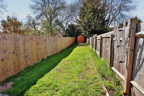 2 bedroom terraced house to rent, Fletton Avenue, Peterborough, PE2
