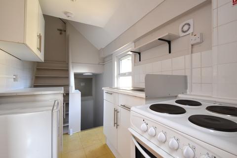 1 bedroom apartment to rent, St. Julians Farm Road London SE27