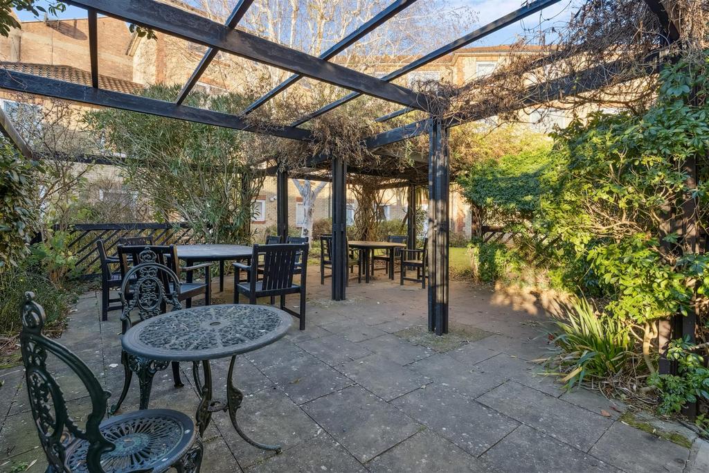 Homecross House, W4 - FOR SALE