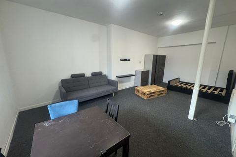 1 bedroom flat to rent, 103-105 Church Street, M30