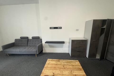 1 bedroom flat to rent, 103-105 Church Street, M30