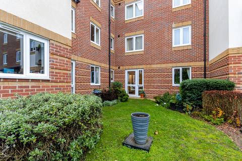 undefined, High Street, Rickmansworth WD3